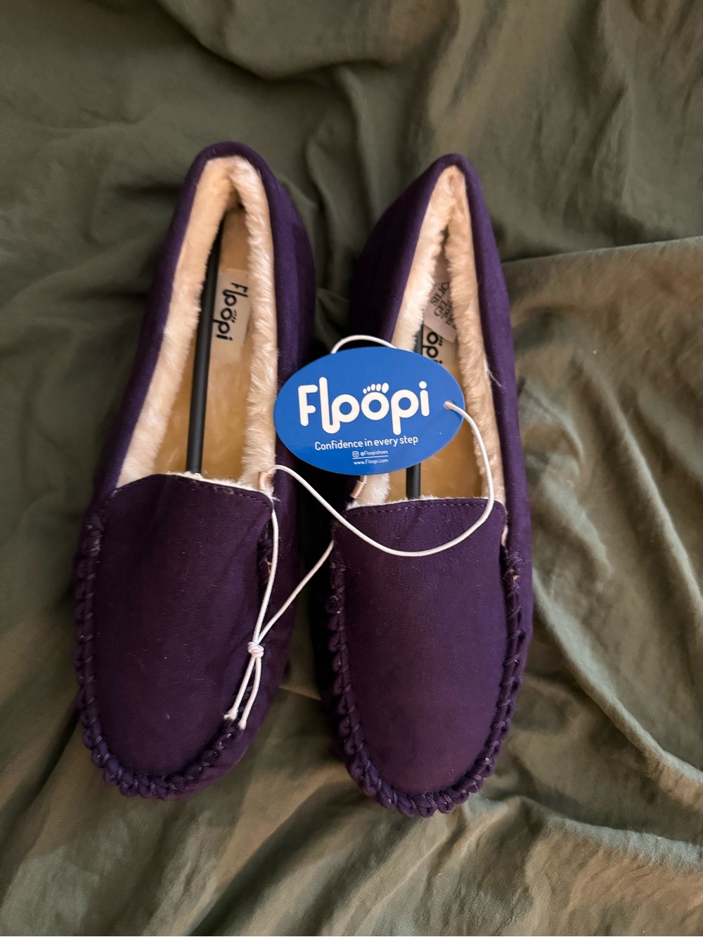 Floopi Women's Plush-Lined Moccasin - Deep Purple